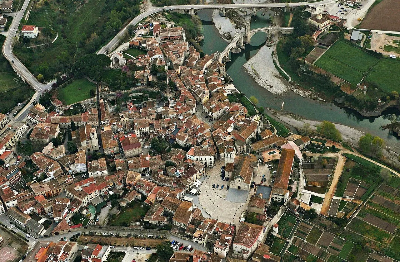 Besalú — φωτογραφία της περιοχής