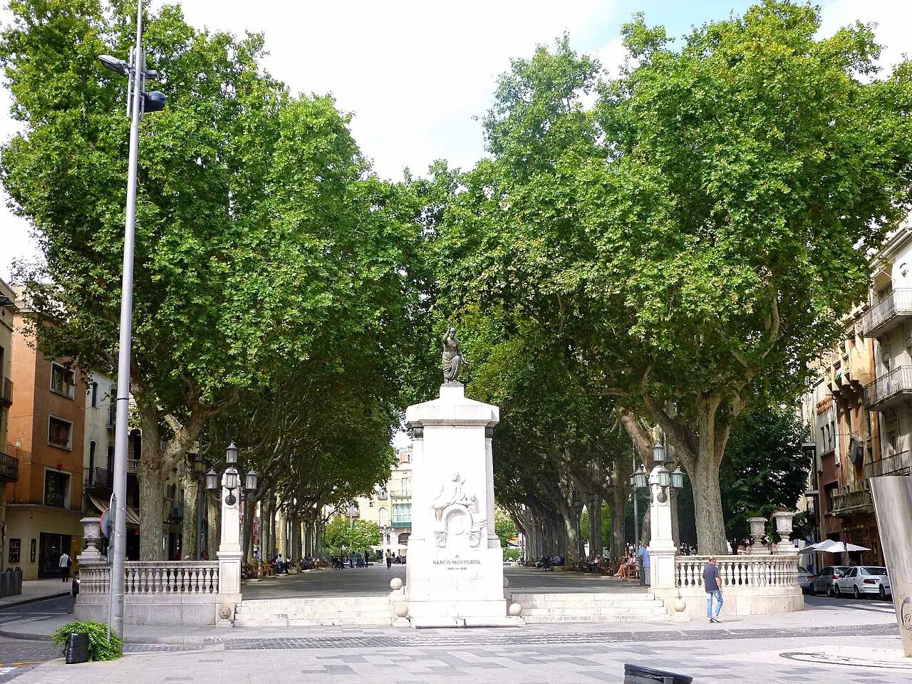 Figueres — φωτογραφία της περιοχής