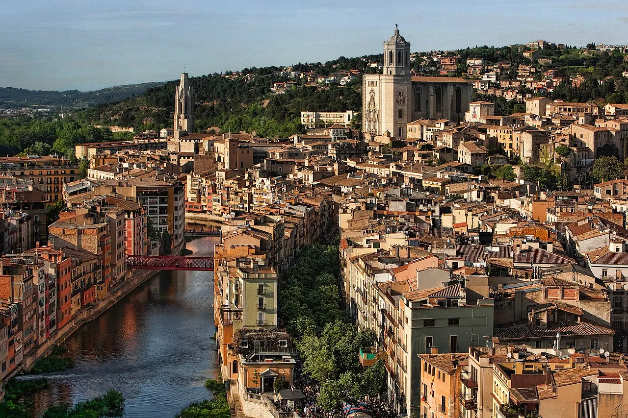 Girona — destination photograph