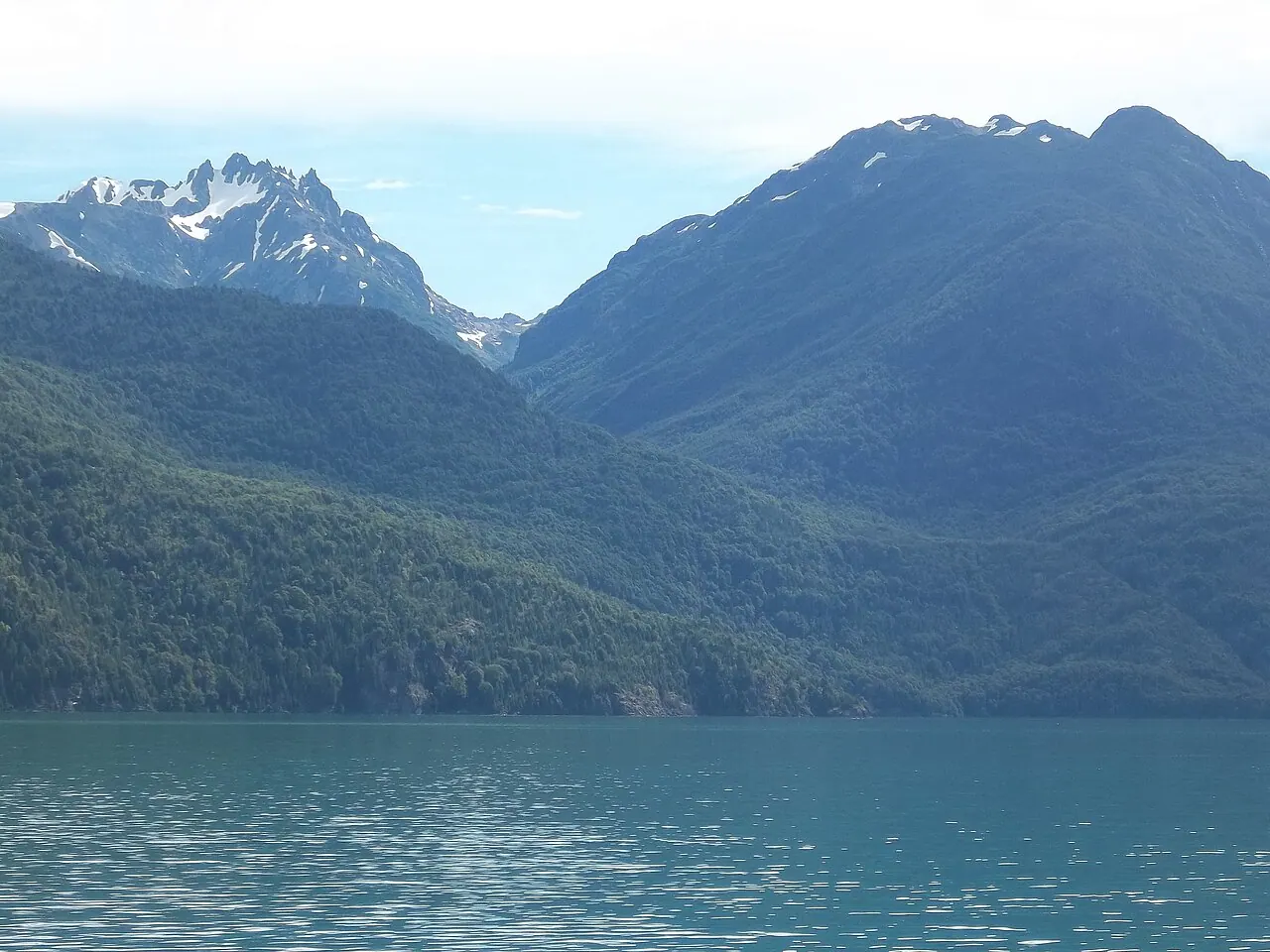 Cerro Aguja Sur — destination photograph
