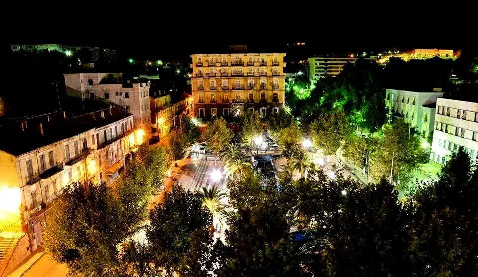 Tiaret — φωτογραφία της περιοχής
