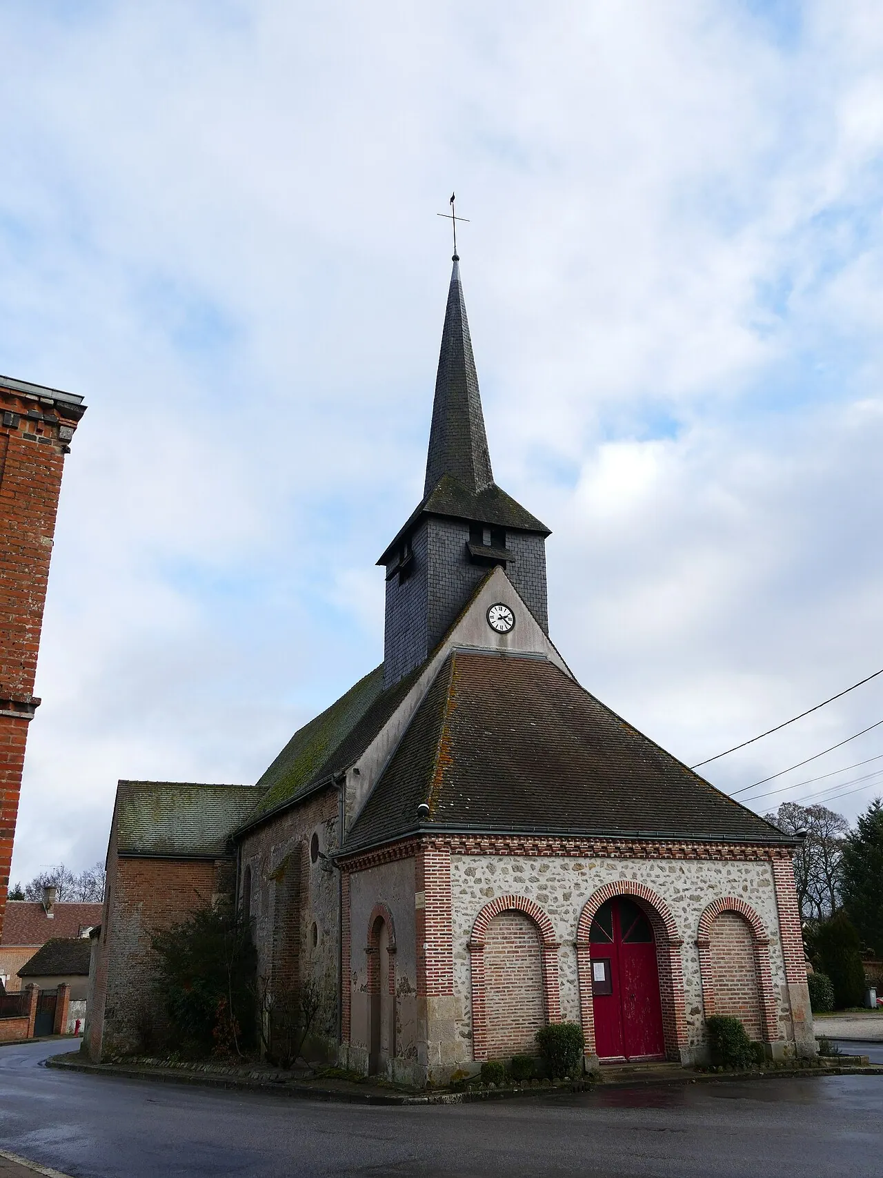 Vannes-sur-Cosson — destination photograph