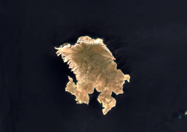 Δορυφορική εικόνα · 31/08/2025 · Σύρνα.