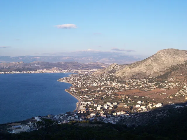 Η Σαλαμίνα.