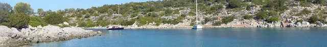 Η ακτή της Δοκού.
