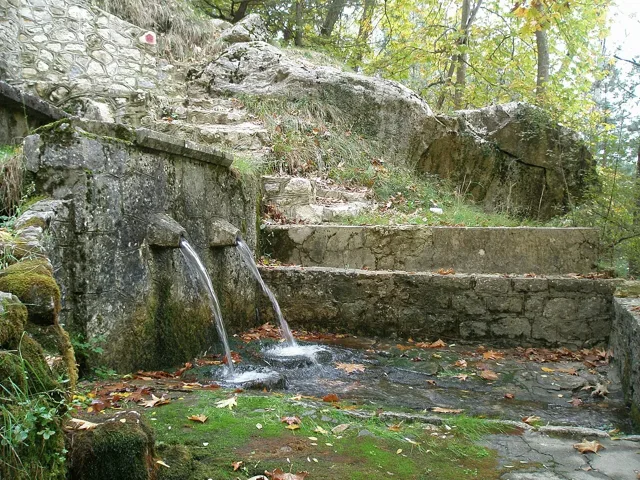A stone fountain in Pramanta