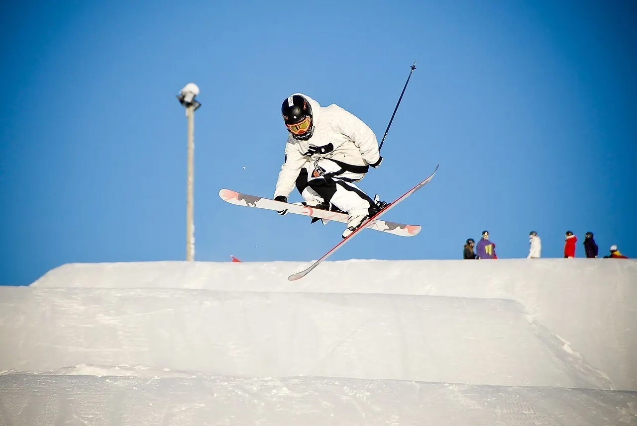 Freeskiing in Trysil. Rider: Anders Nordermoen. Photo: Ola Matsson